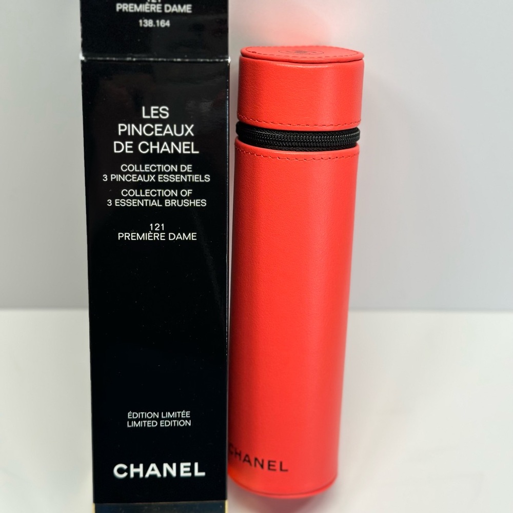 Chanel Brush Set